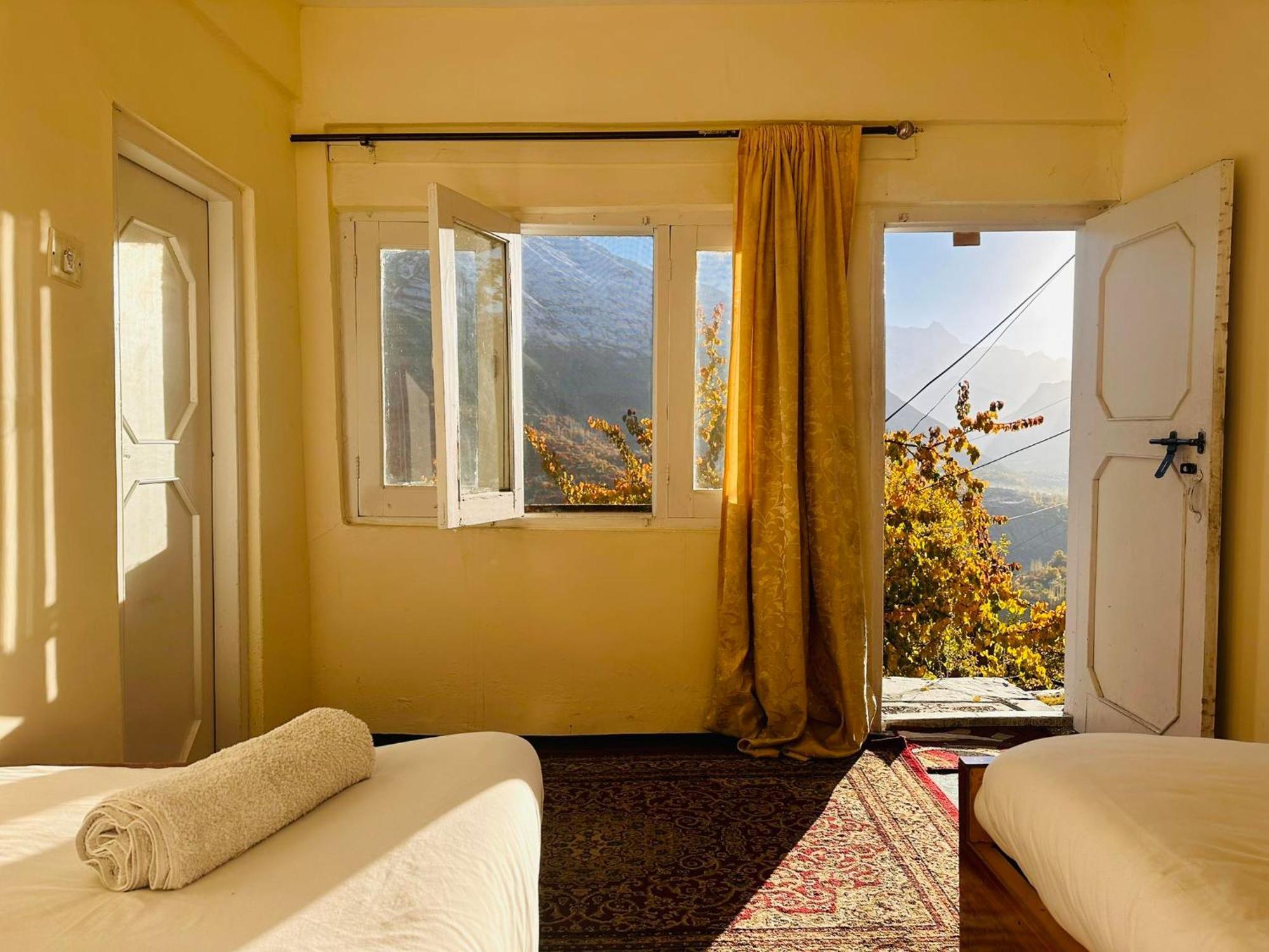 Backpackers Stories By Old Hunza Inn Karimabad  Eksteriør bilde